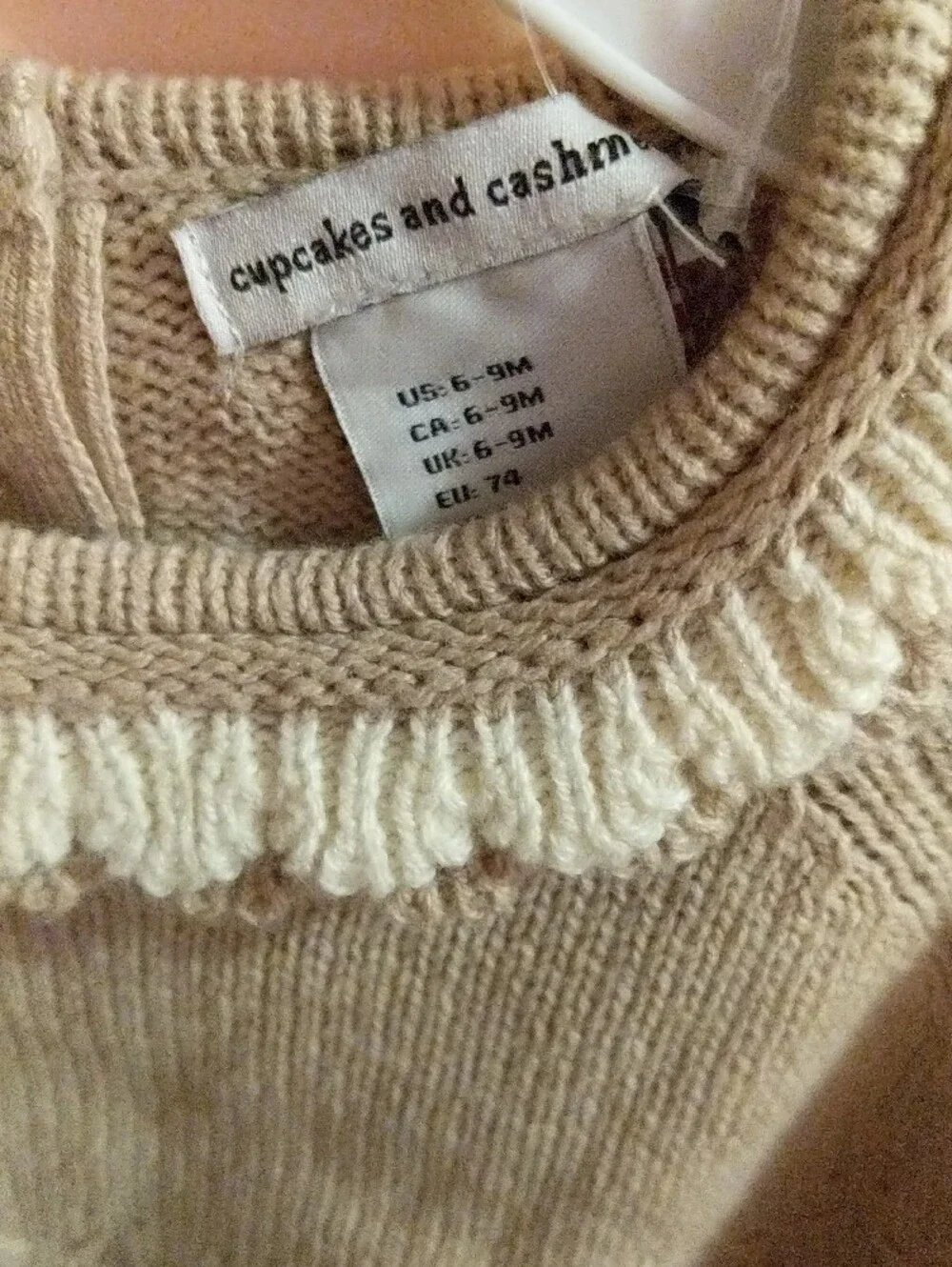 cupcakes & cashmere nwt soft